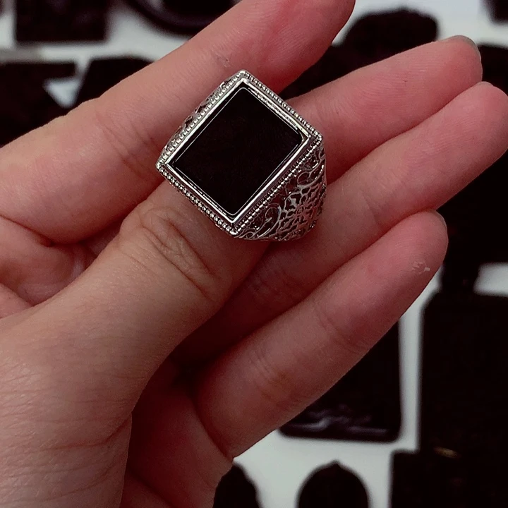 翡翠未镶嵌颈饰天然a货钢琴黑特色福利题材挂件