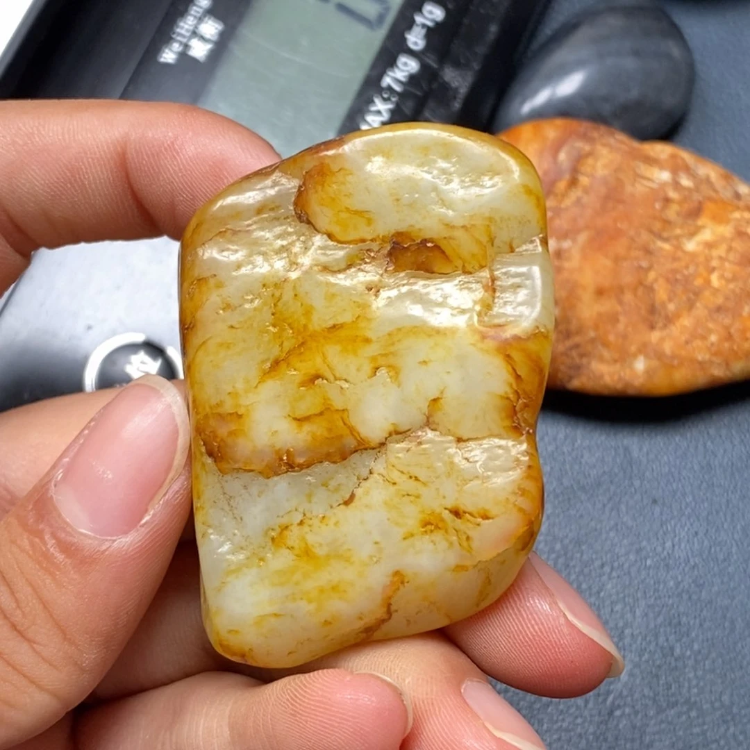 和田玉（糖玉）未镶嵌挂件