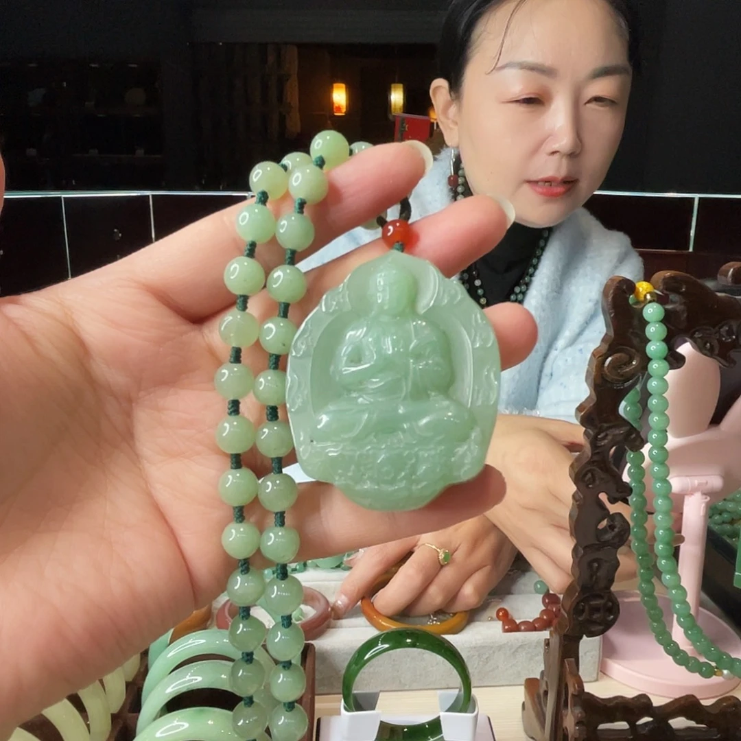 密玉（石英质玉）未镶嵌颈饰