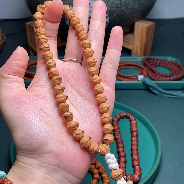 吊坠柏香籽/百香籽168.8红牙8➕