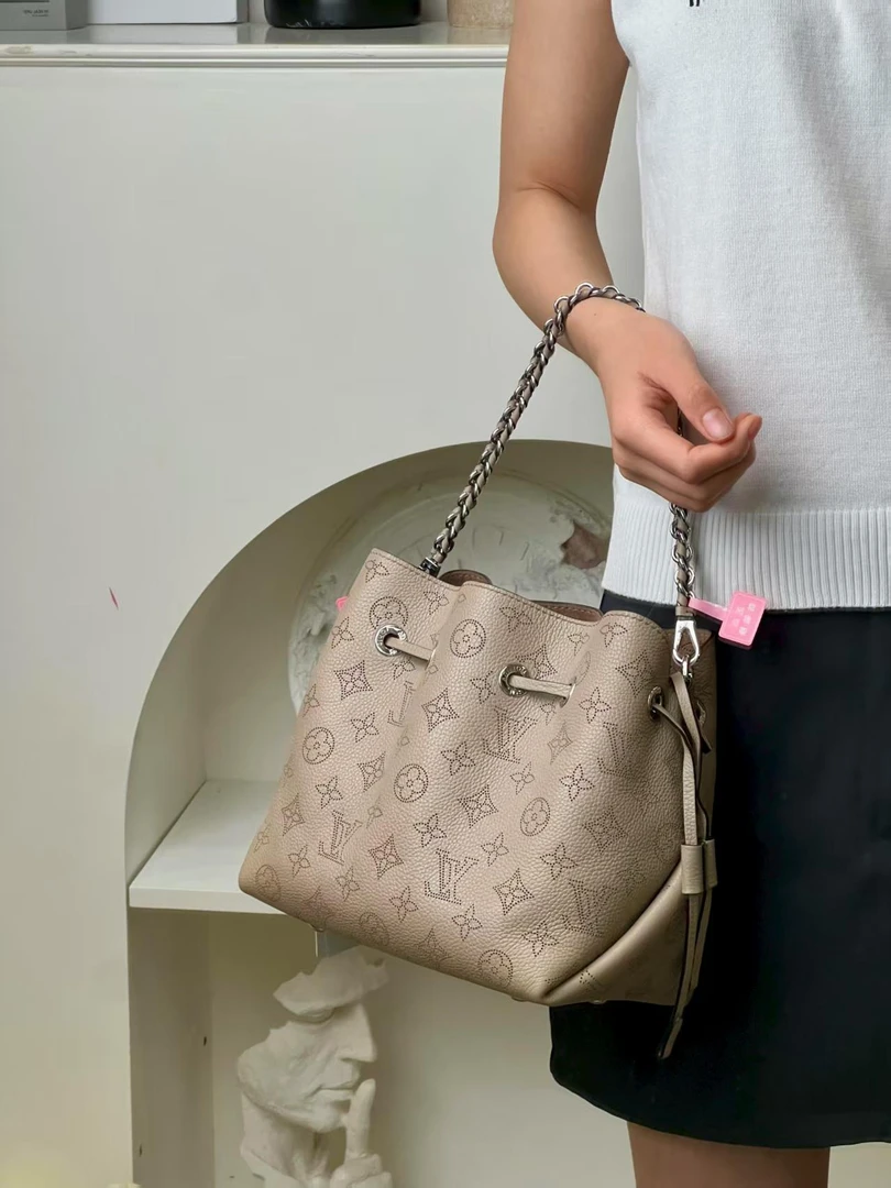 99新 LouisVuitton/路易威登 bella 月光女神大象灰/优品