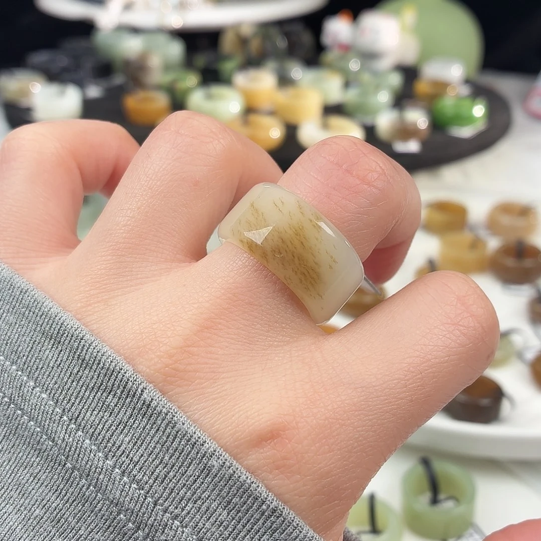 和田玉未镶嵌戒指S68一口糖圆切18.2