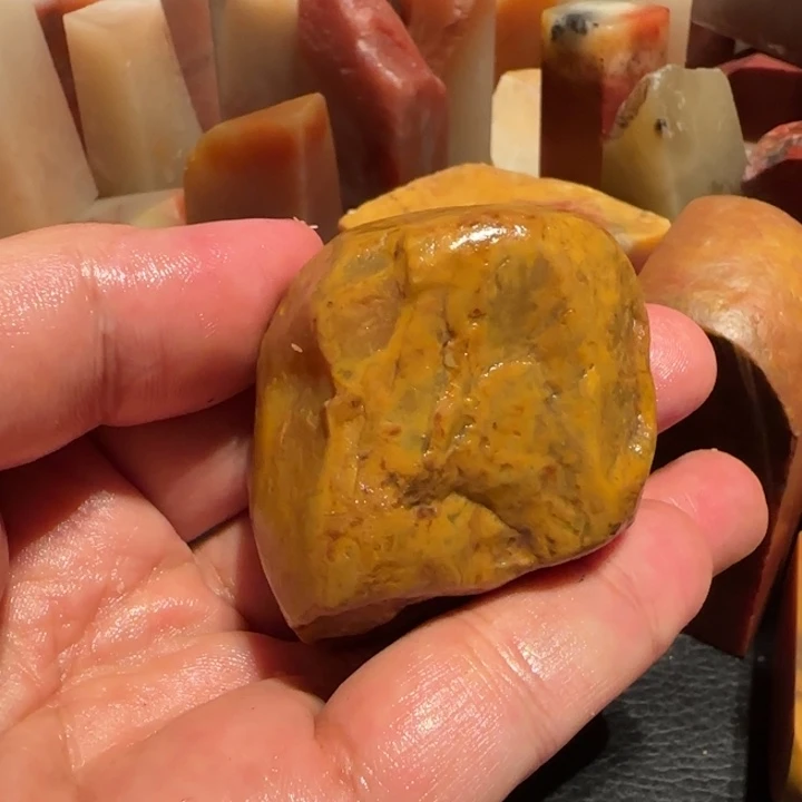 老挝石田黄原石，