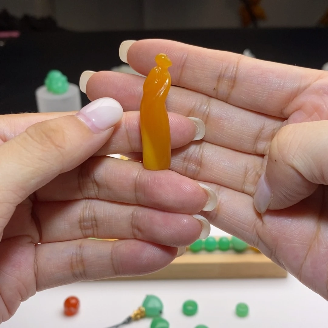 石英质玉（缅黄）合金珠宝奇石悟道