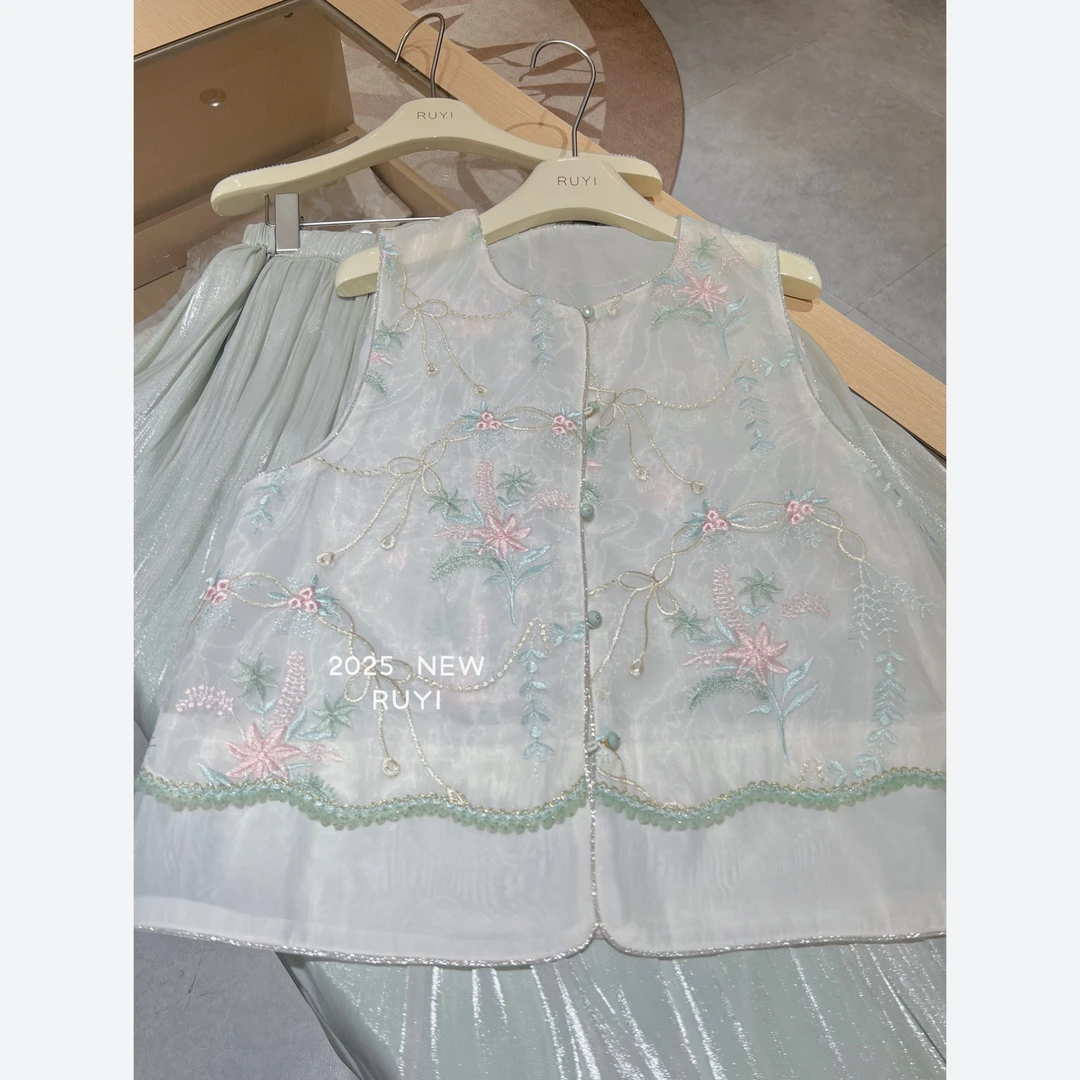 入艺865【Y I云幕】25夏季新中式刺绣女士马甲清爽透气