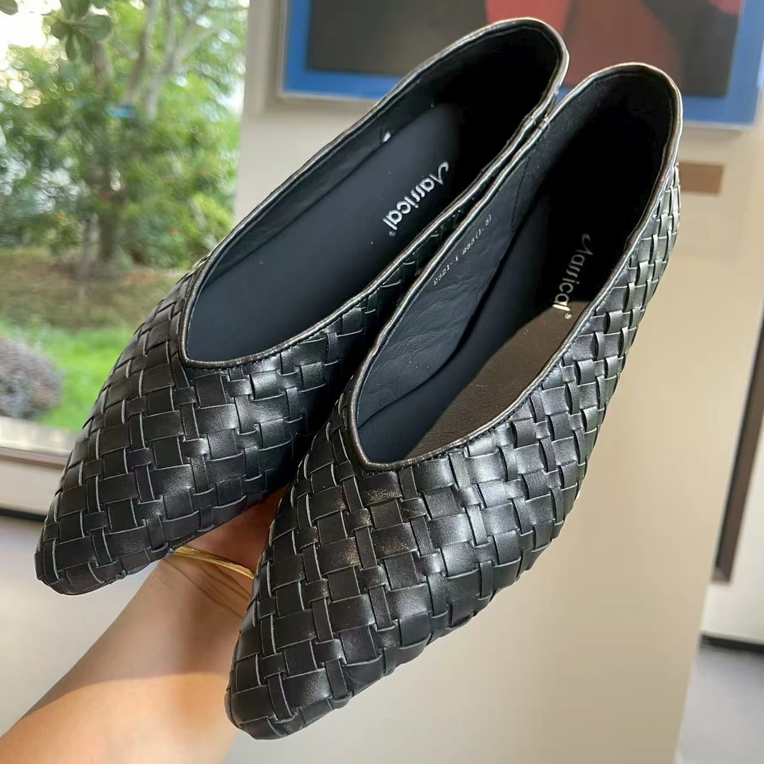 平底鞋编织尖头耐磨轻职风女鞋休闲款