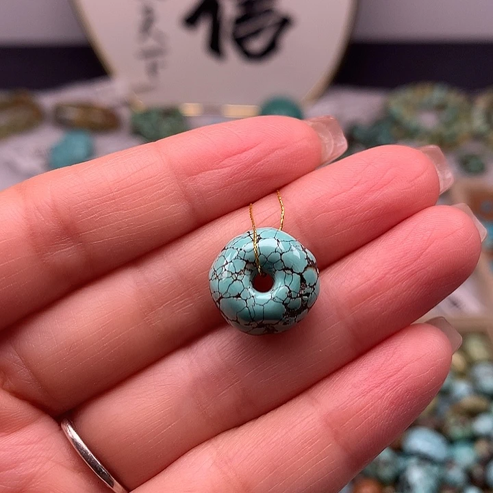 绿松石未镶嵌扣子
