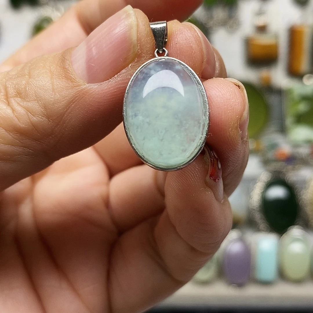 蛇纹石玉银S925镶嵌吊坠