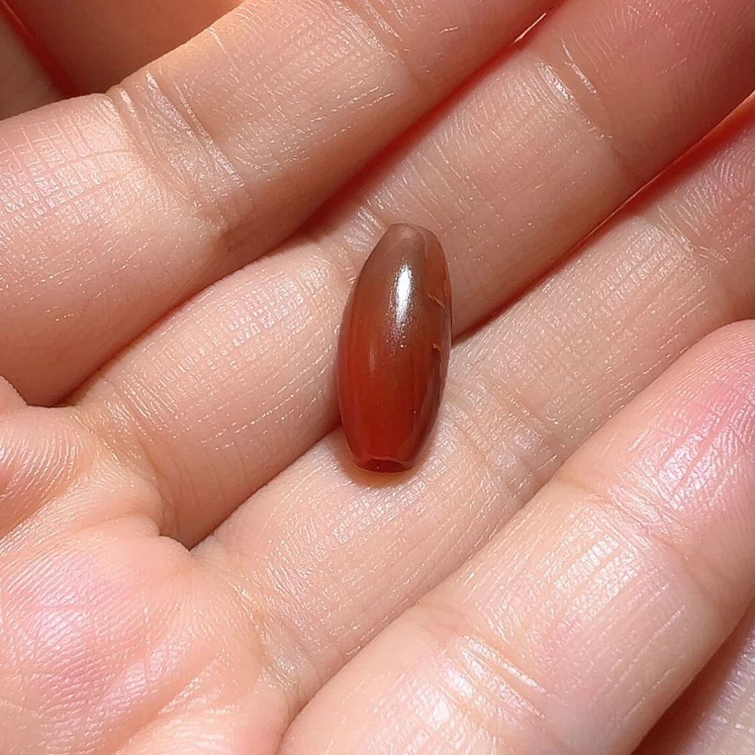 王***道玛瑙/玉髓手链未镶嵌