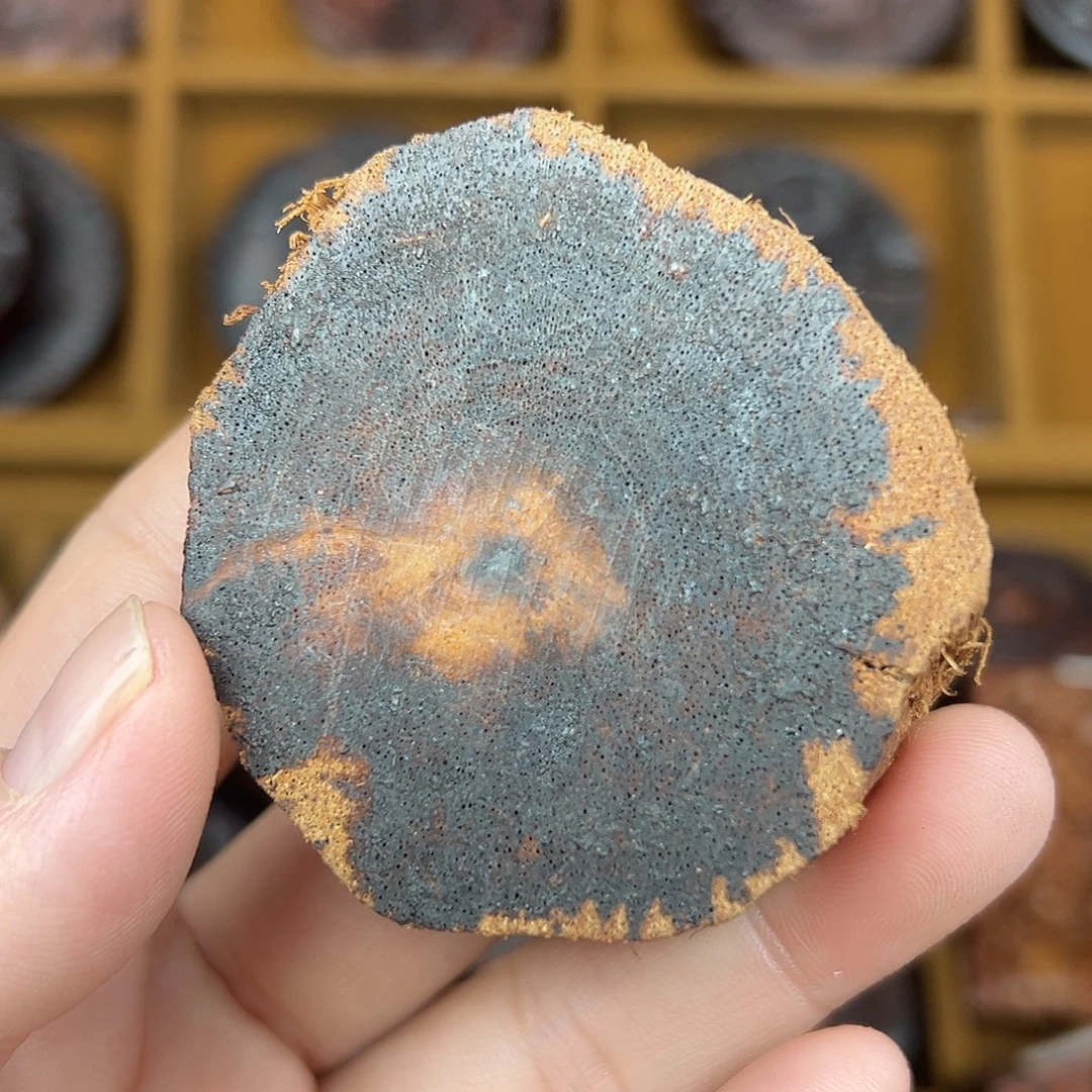 降真香绿油原切料