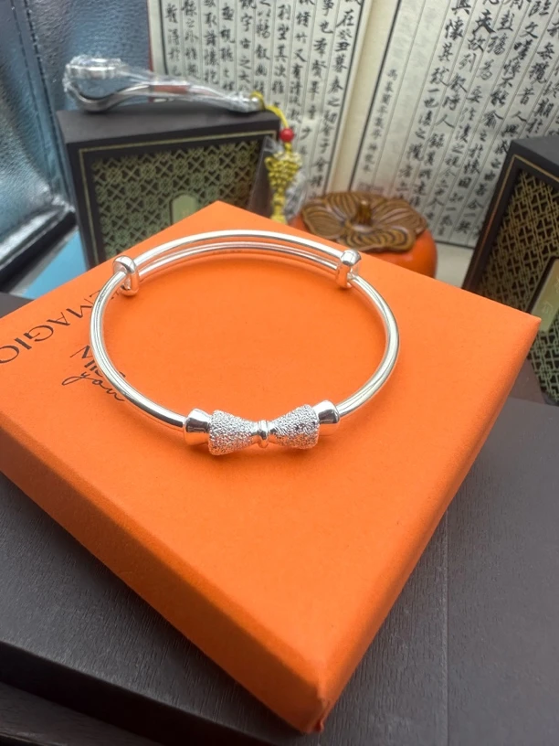 足银手镯 14号亮面银手镯蝴蝶在逃公主实心推拉可调节礼物约18克