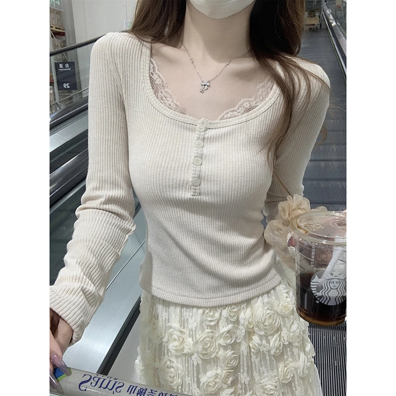 韩版方领蕾丝拼接打底衫女春秋新款纯欲纽扣设计长袖T恤内搭上衣