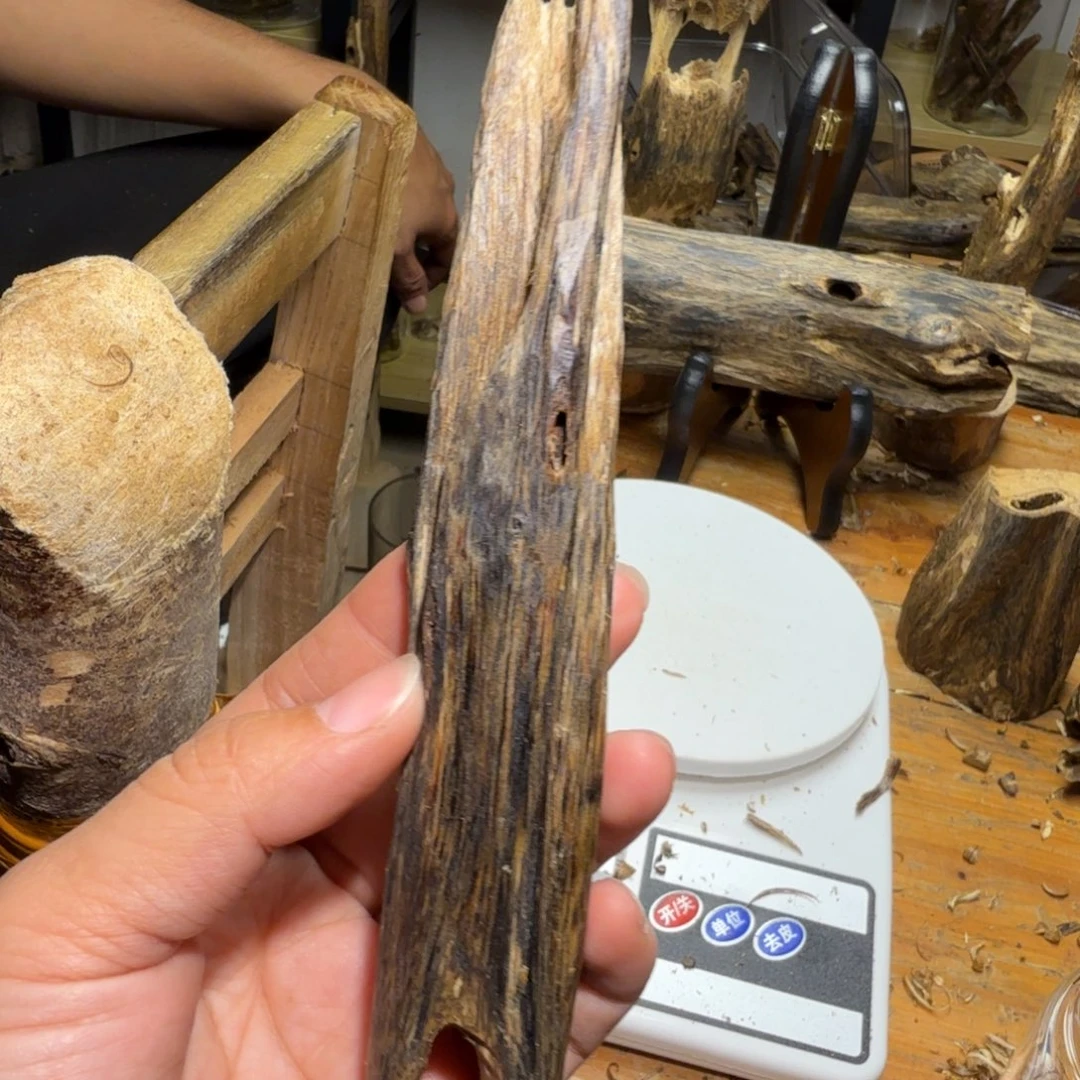 棋楠沉香白奇块料38克