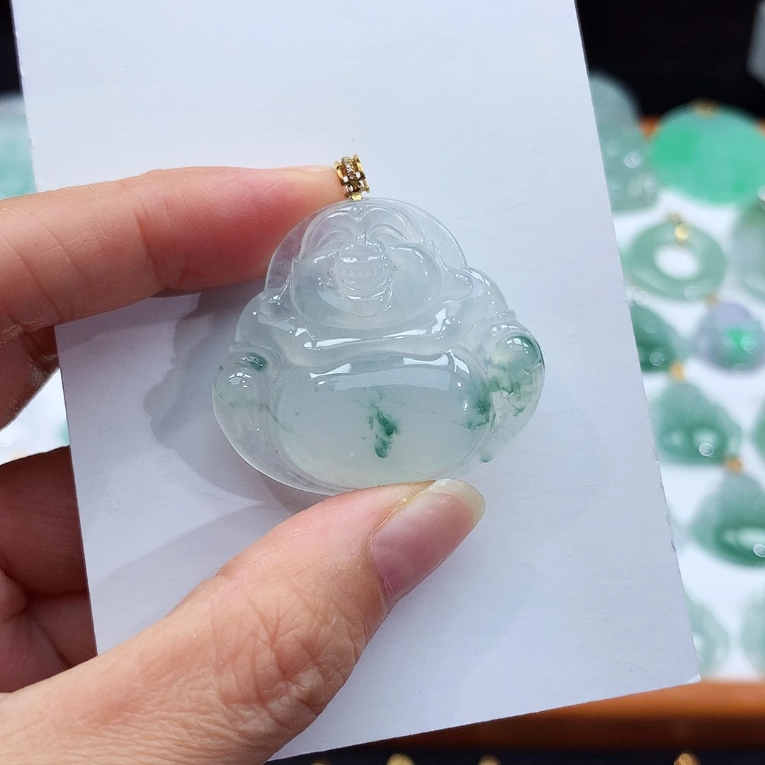 翡翠18K金镶嵌颈饰翡翠吊坠