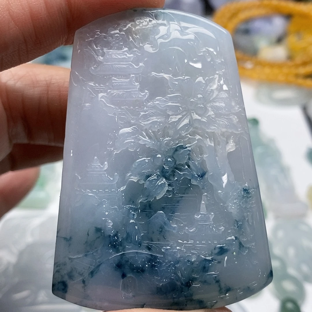 颈饰未镶嵌翡翠天空蓝山水