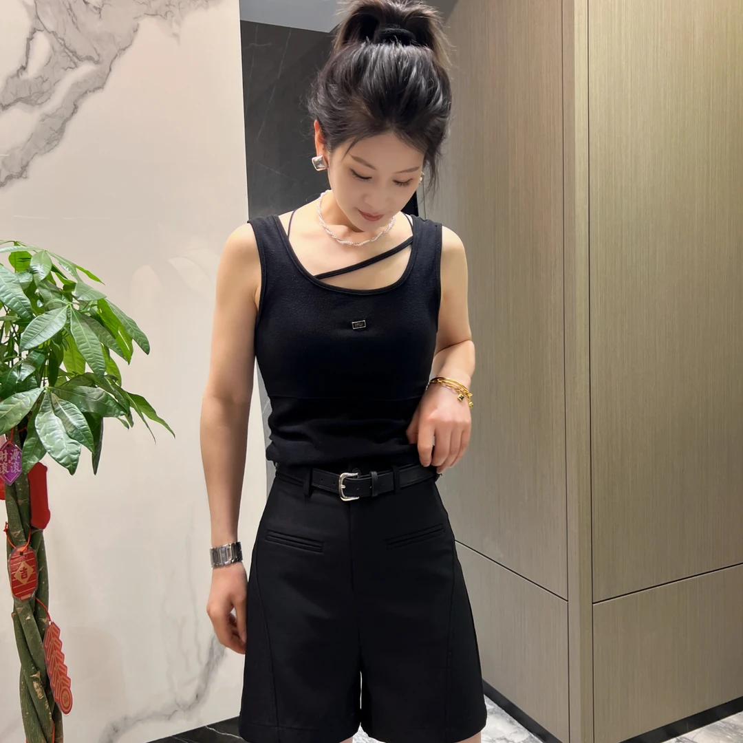 女人阁(短裤008）新季新款休闲时尚舒服西装短裤