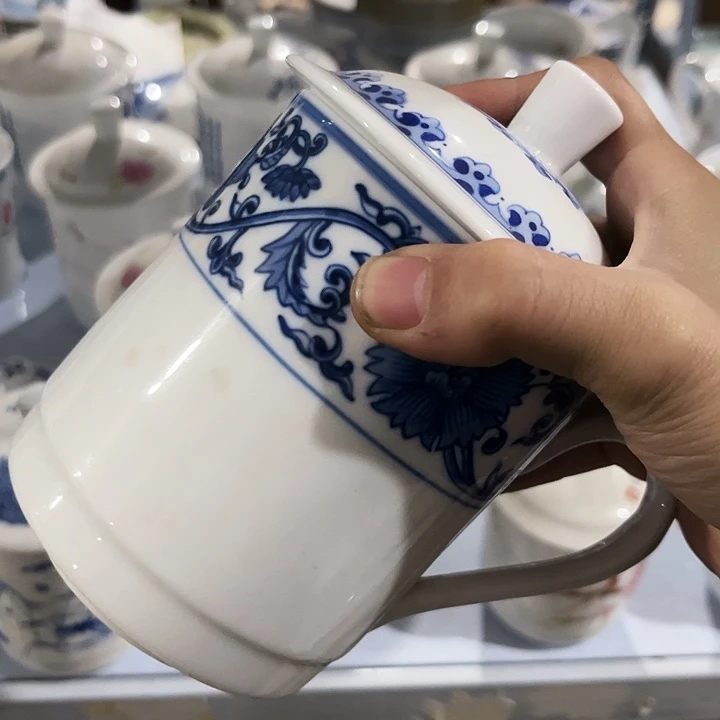 盘手绘杯一个有底宽陶瓷
