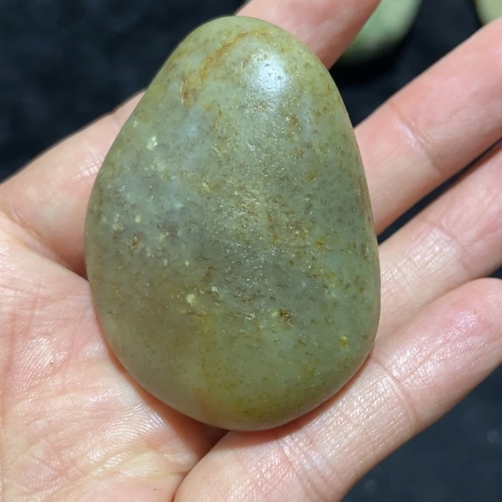 未镶嵌和田玉（糖玉）挂件