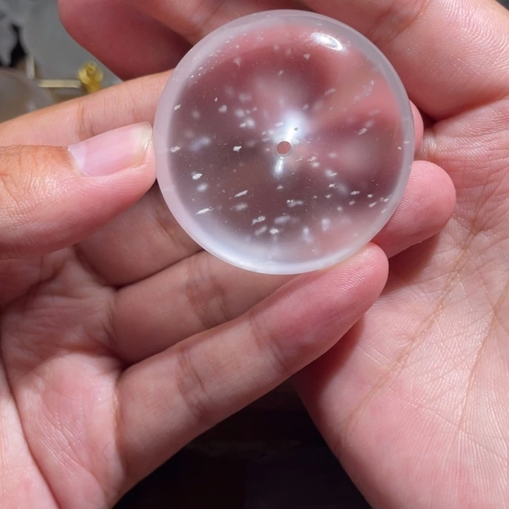 石英质玉未镶嵌颈饰