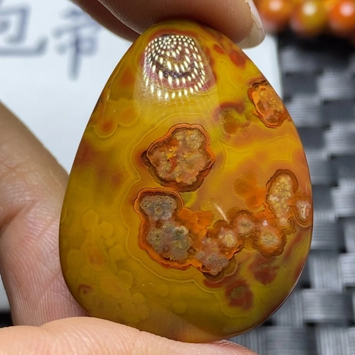 玛瑙/玉髓颈饰未镶嵌