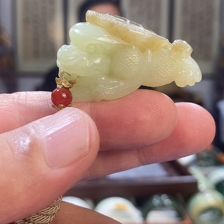 和田玉未镶嵌吊坠(不含链)