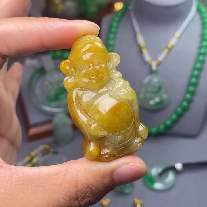 翡翠未镶嵌吊坠(赠链)