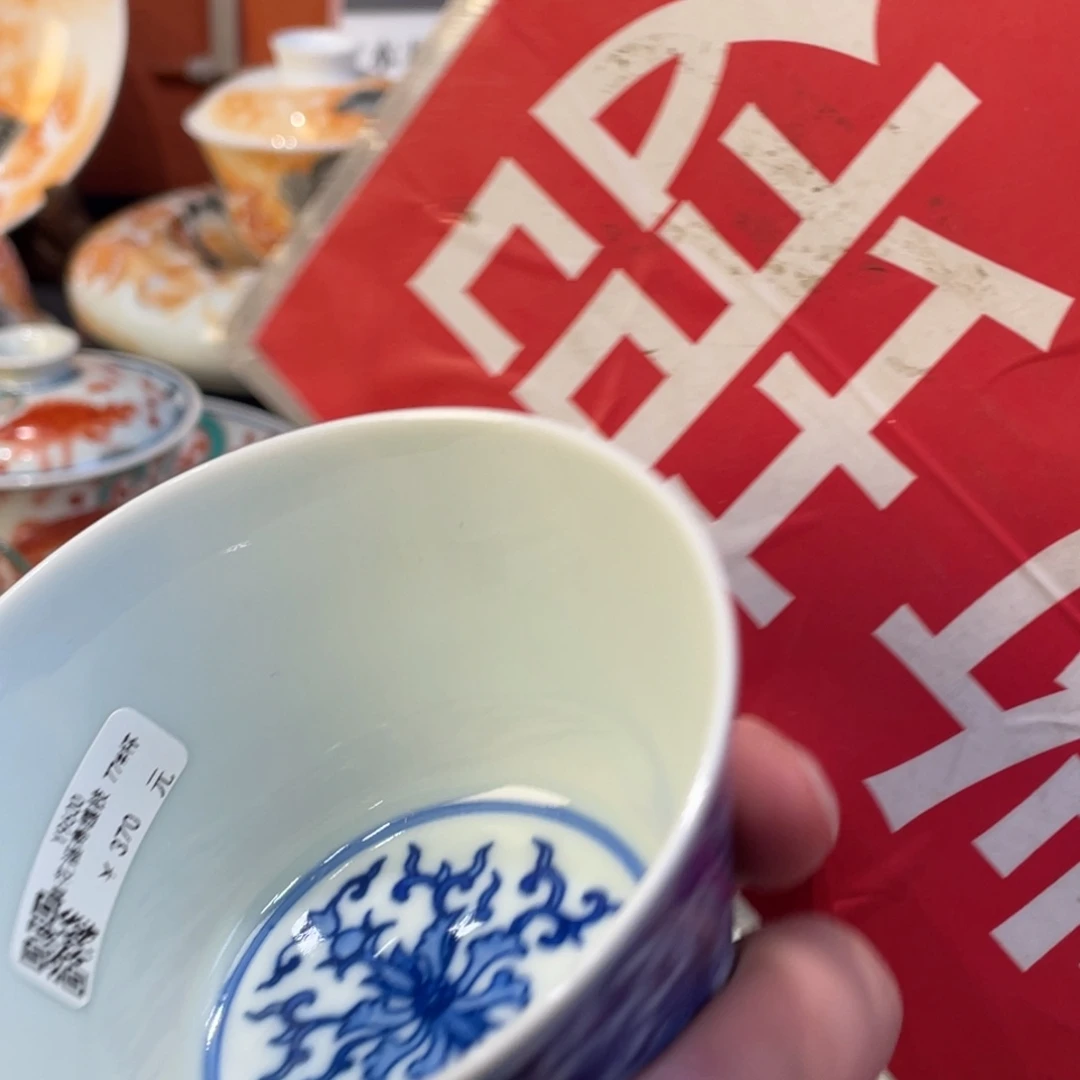 我是一只小小鸟。我也不