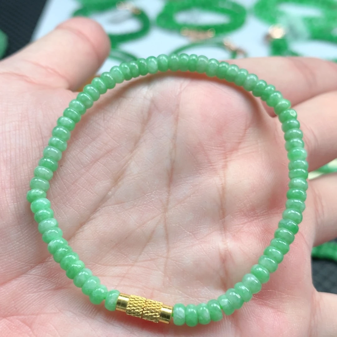 翡翠手链未镶嵌翡翠