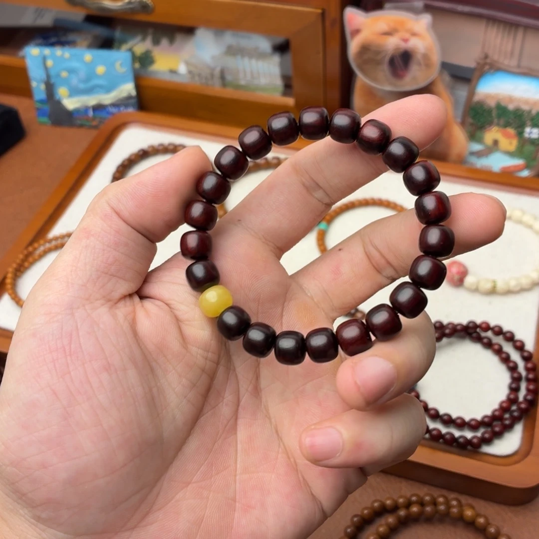 蜜蜡未镶嵌手链多样性