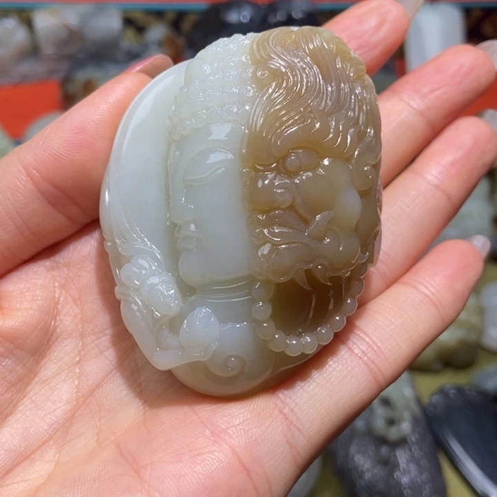 颈饰未镶嵌和田玉