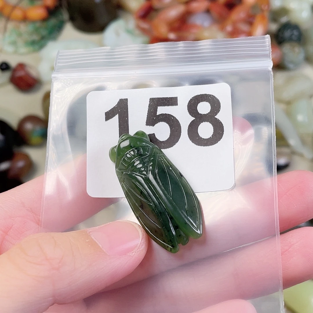 颈饰未镶嵌和田玉（糖玉）