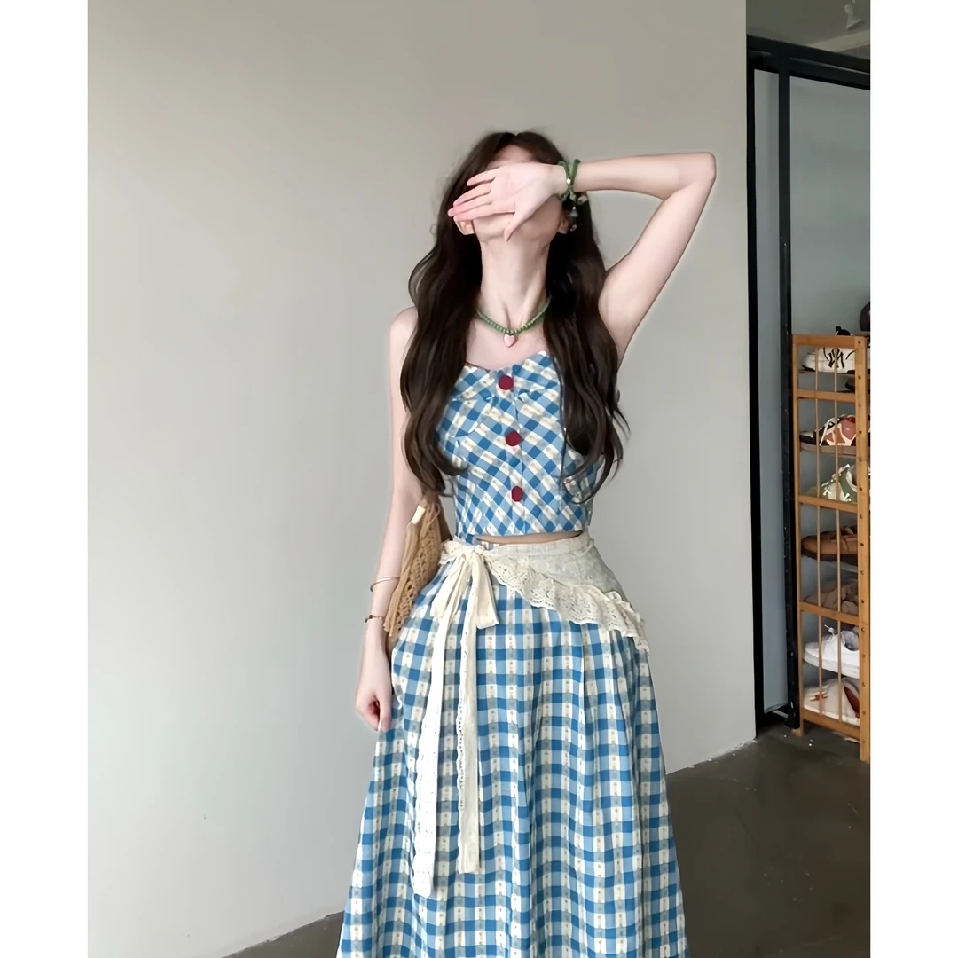 仲夏木屿 法式蓝色格纹吊带夏季新款学院风收腰显瘦半身裙两件套