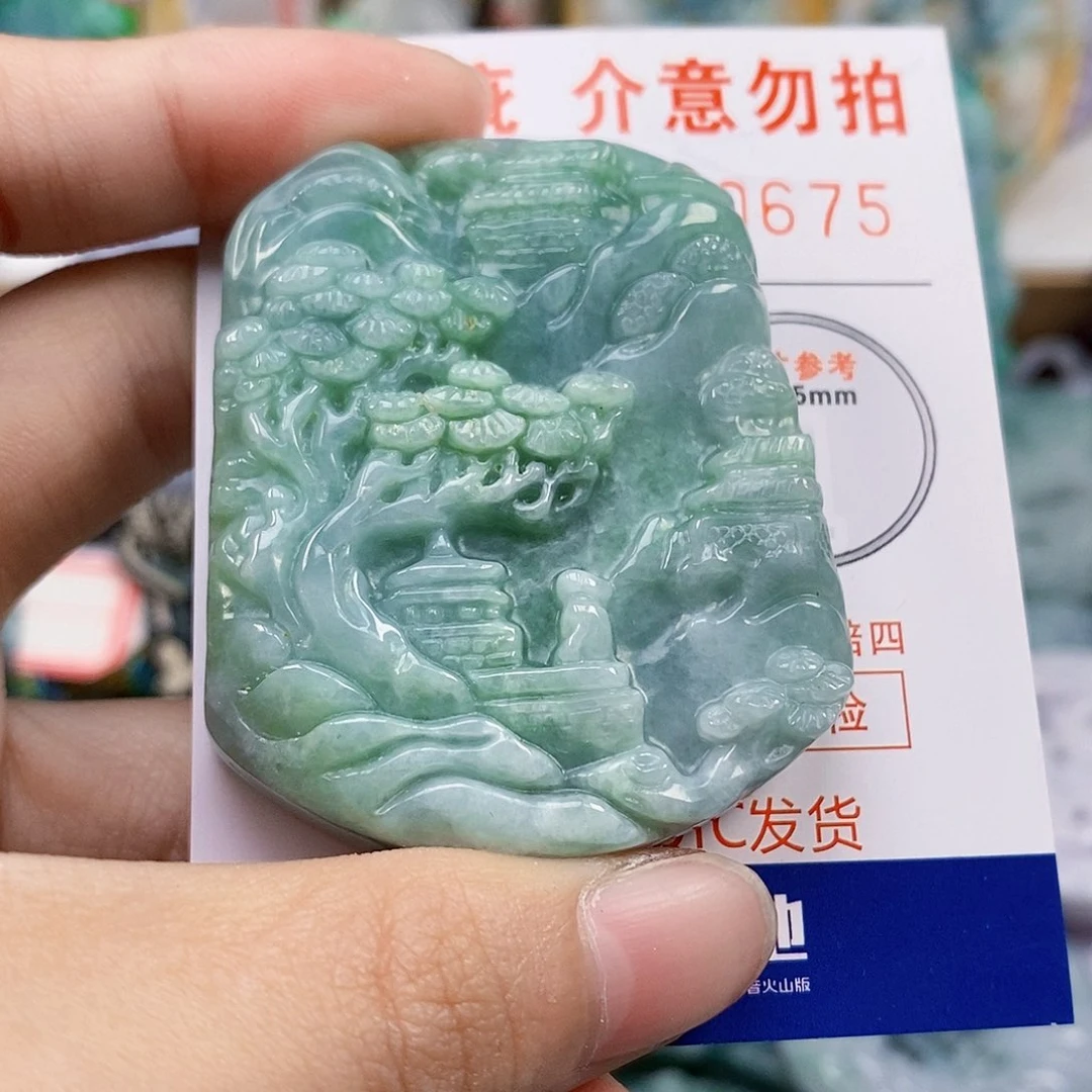 吊坠(不含链)未镶嵌翡翠