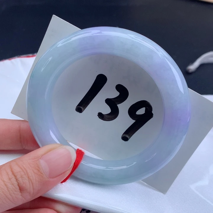 翡翠手镯未镶嵌缅甸