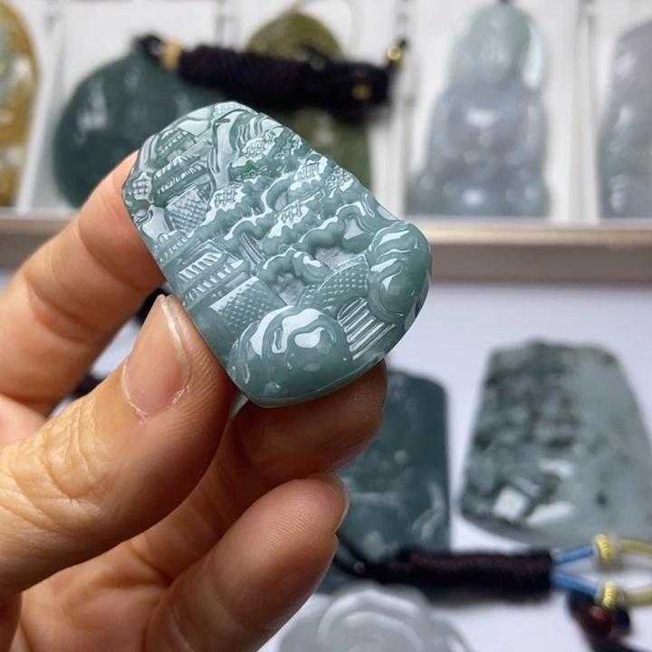 翡翠未镶嵌颈饰翡翠