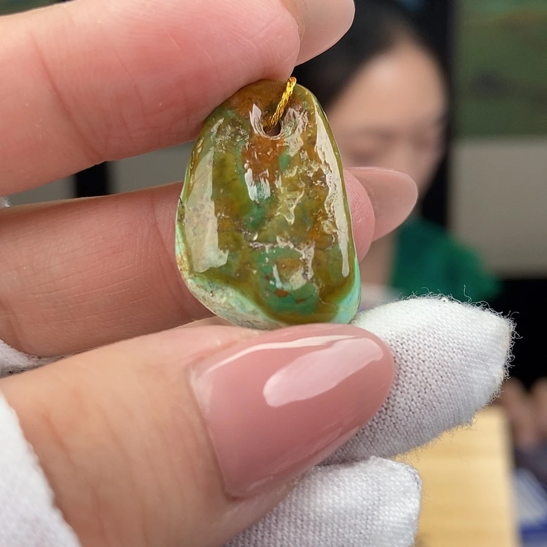 未镶嵌绿松石珠宝奇石