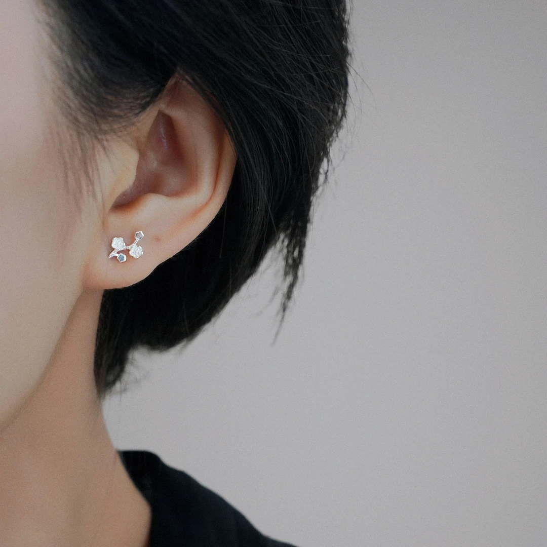 铜合金耳饰 耳钉女耳环耳饰桃花树枝个性小众轻奢高级感2025年