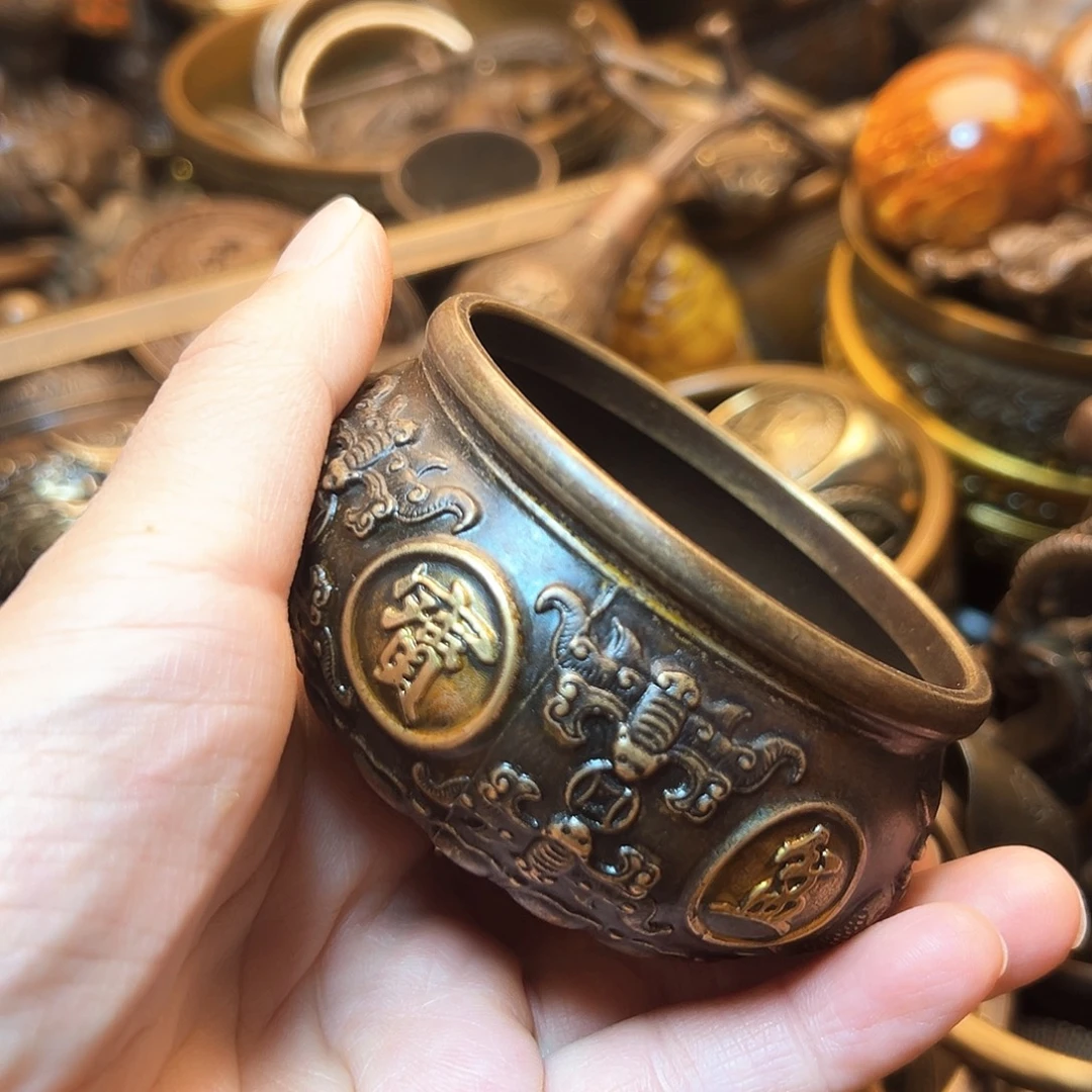 精美铜器工艺品等