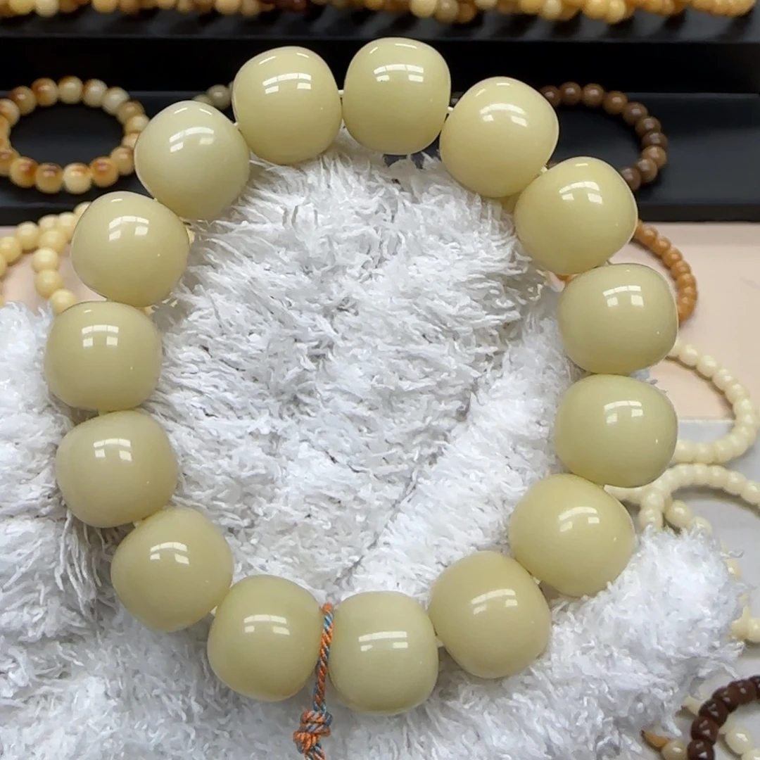 手串菩提根/象牙果15*16 微瑕 5年