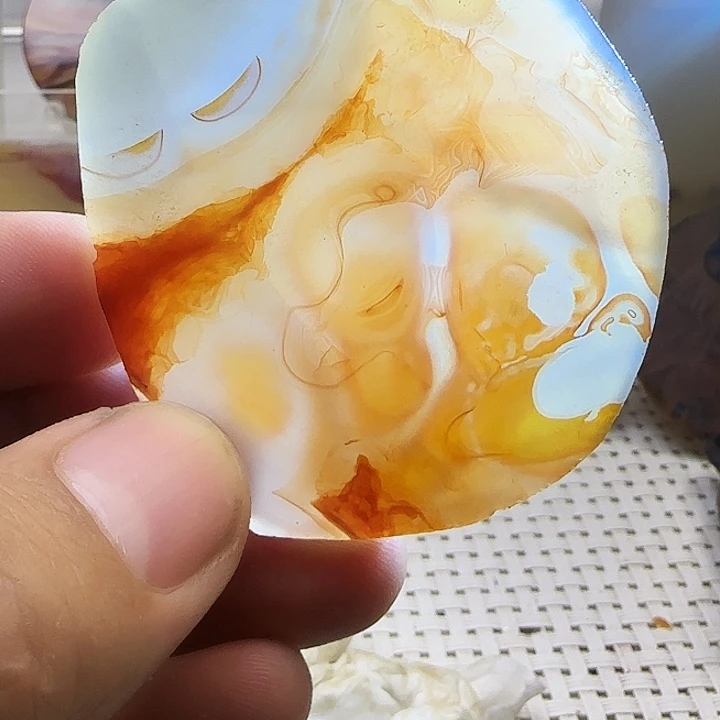 玛瑙/玉髓未镶嵌珠宝奇石