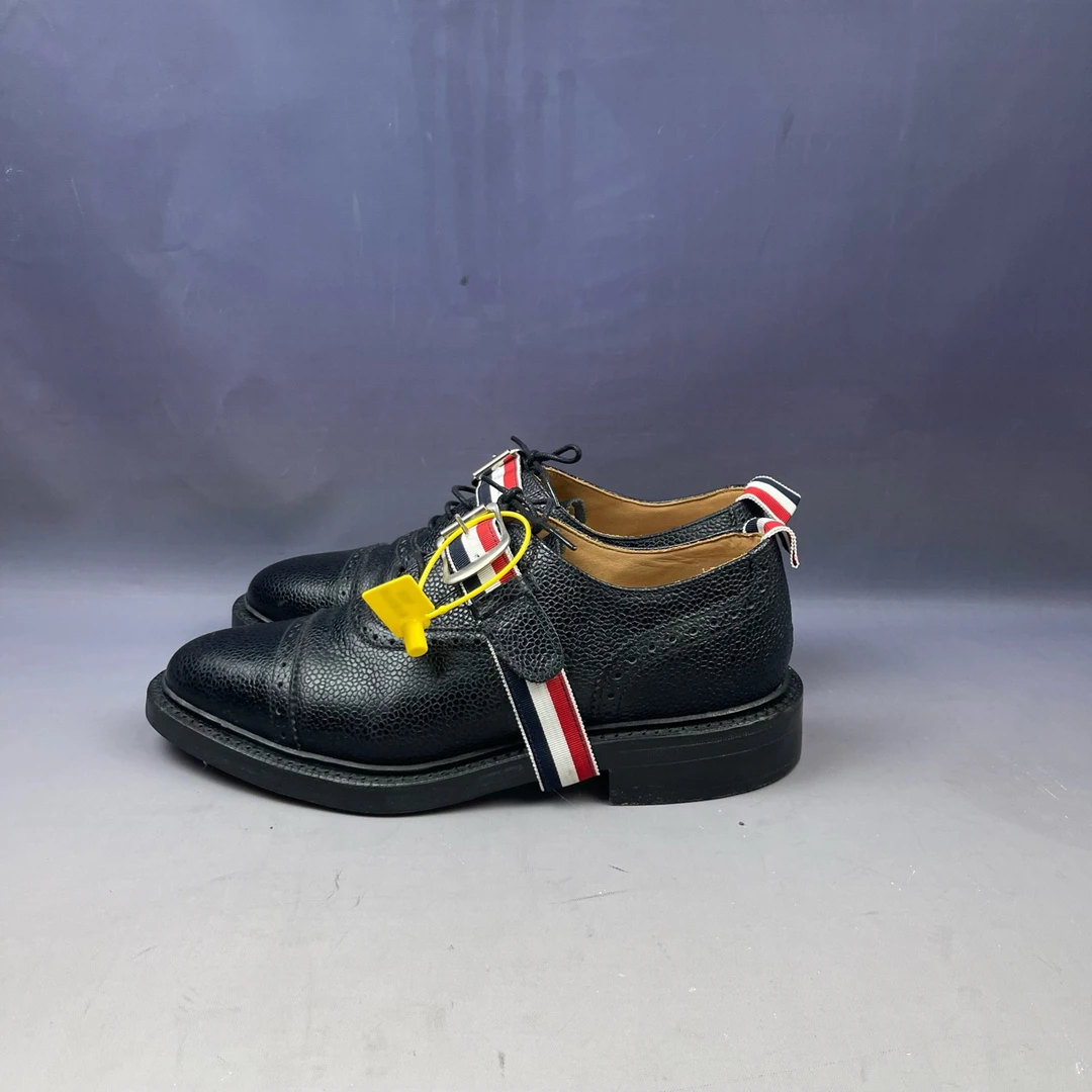 99新 THOMBROWNE 8316/板鞋/98新/7码/无配件