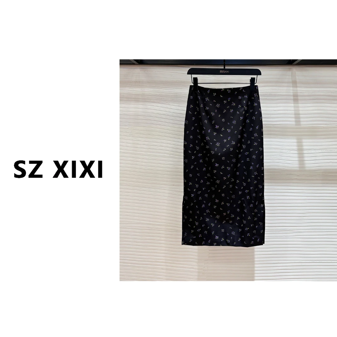 【D•er】黑色小碎花半身裙