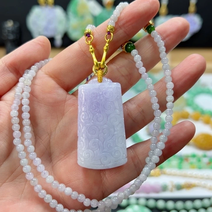 颈饰未镶嵌翡翠吊坠