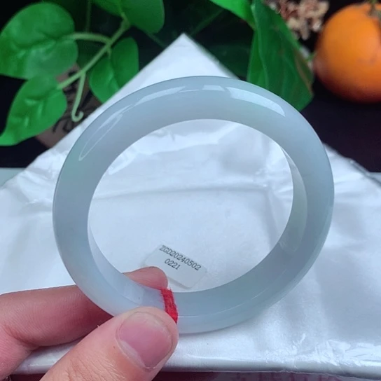 翡翠手镯未镶嵌正圈011