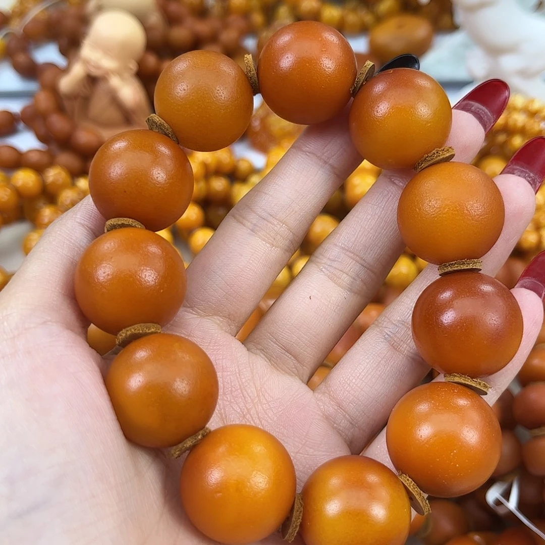 琥珀颈饰未镶嵌蜜蜡