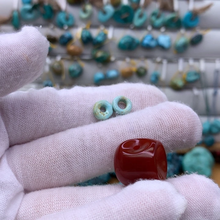 星***依玛瑙/玉髓原矿未镶嵌