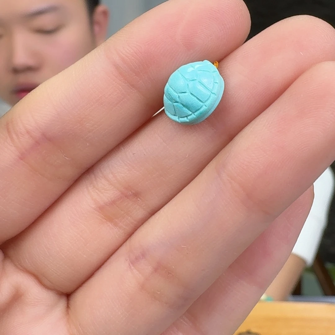 绿松石未镶嵌挂件