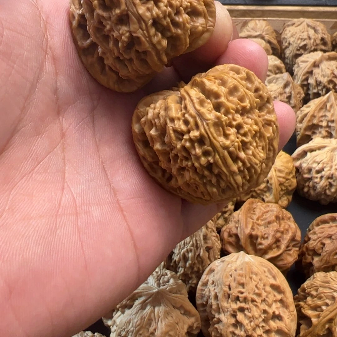 猴头核桃把件文玩核桃，全品南疆，