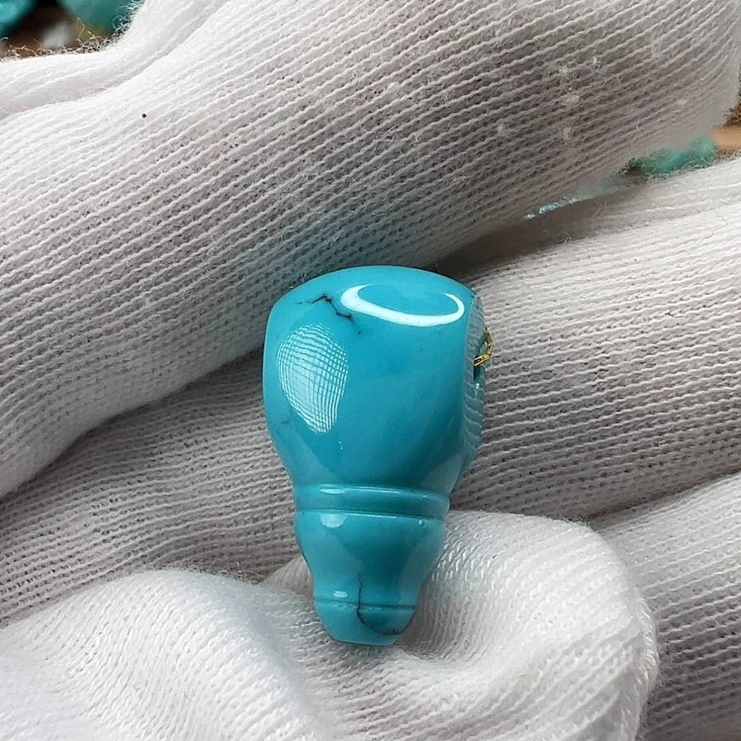 绿松石配饰未镶嵌