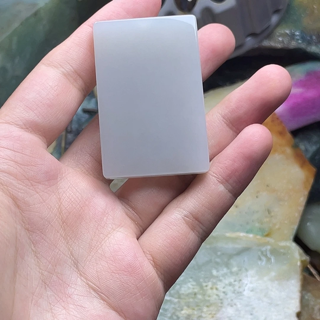 四***天和田玉未镶嵌颈饰